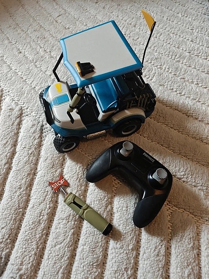 Fortnite kauko-ohjattava golf auto