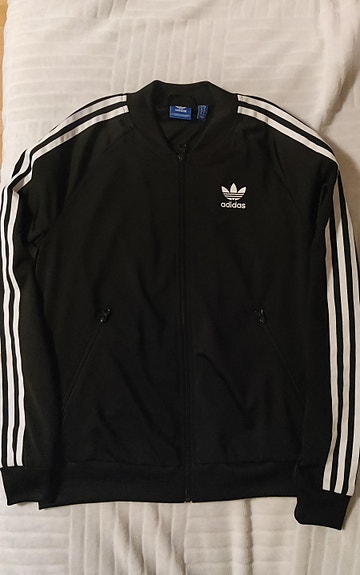 Adidas verryttelytakki