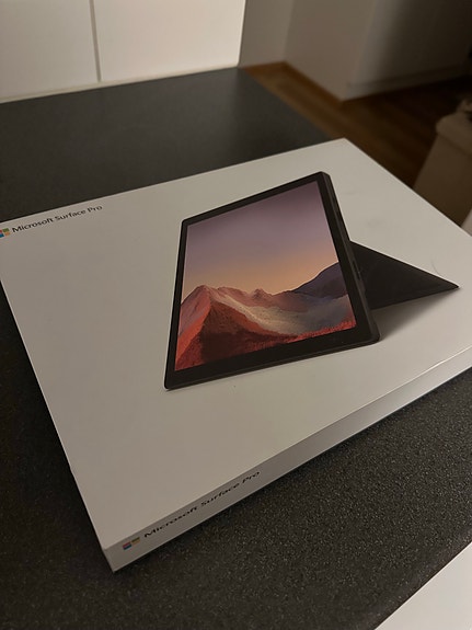 Microsoft Surface Pro 7 256GB läppäri + tabletti