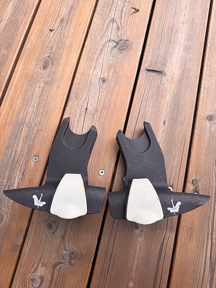 Bugaboo Bee adapterit Maxi-Cosi kaukalolle
