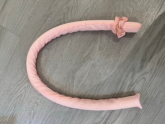 Uusi heatless curler -kiharrin