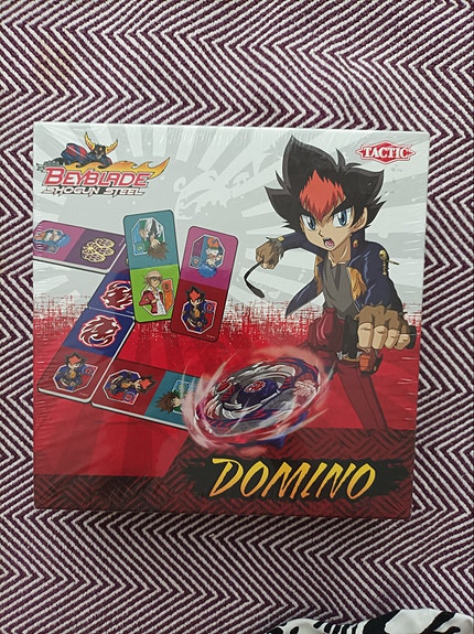 Beyblade Shogun Steel dominopeli (avaamaton)