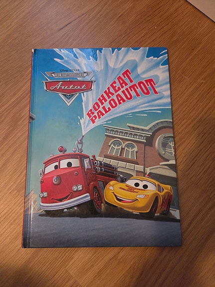 Autot: Rohkeat paloautot