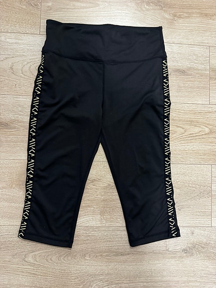 Naisten leggingsit