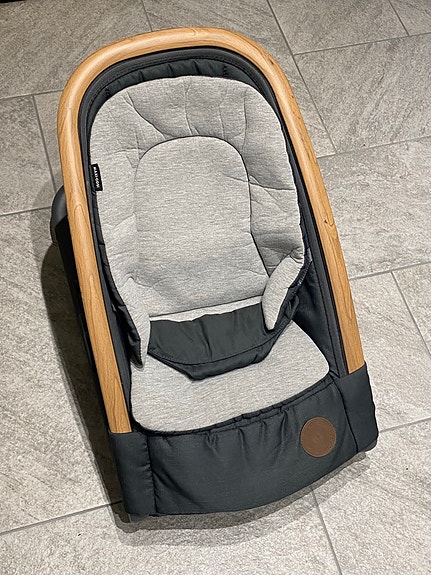 Maxi Cosi vauvan sitteri