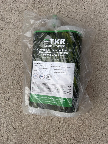 TKR-pinnoite konepatruuna, valkoinen