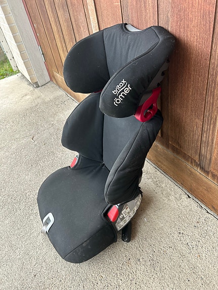 Britax Römer istuin 15–36 kg, musta