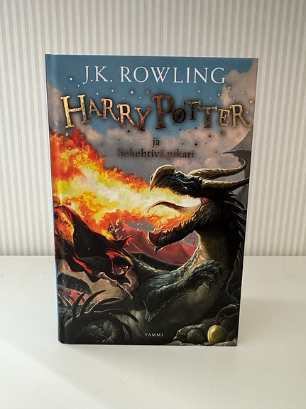 Harry Potter ja liekehtivä pikari