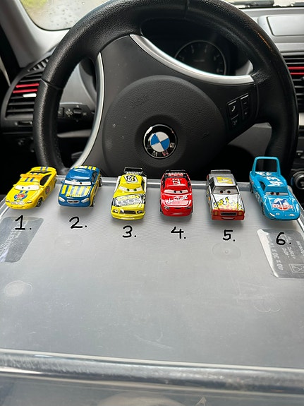 CARS/AUTOT -elokuvan VANHOJA ALKUPERÄISIÄ 2000-luvun alun METALLISIA autoja