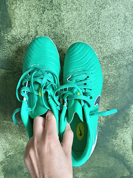 Nike nappikset