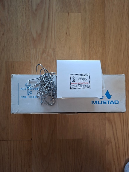 Mustad viking hooks N:o 6 9087