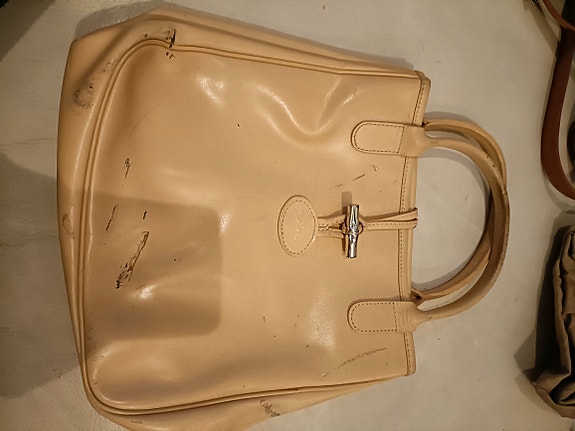 Longchamp nahkalaukku beige