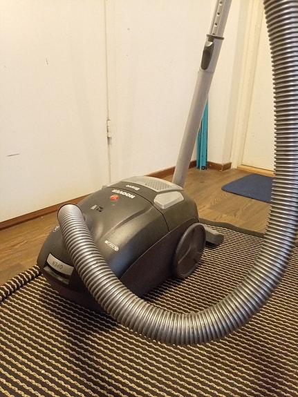 Hoover brave pölynimuri