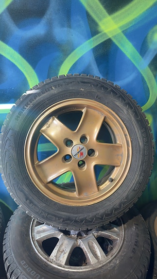 Fondmetal Tech 4 15" aluvanteet 5x100 ET35 + nastarenkaat