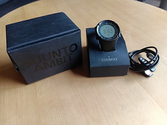 Suunto Ambit GPS-urheilukello musta