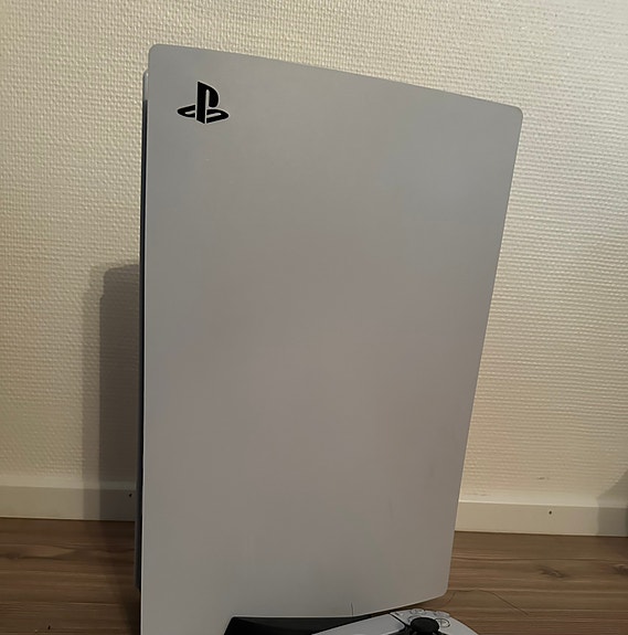 PlayStation 5 pelikonsoli