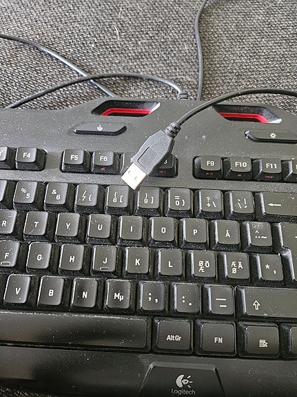 Logitech USB-näppäimistö