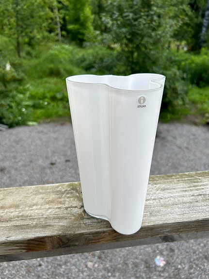 Alvar Aalto maljakko 25,1 cm, valkoinen