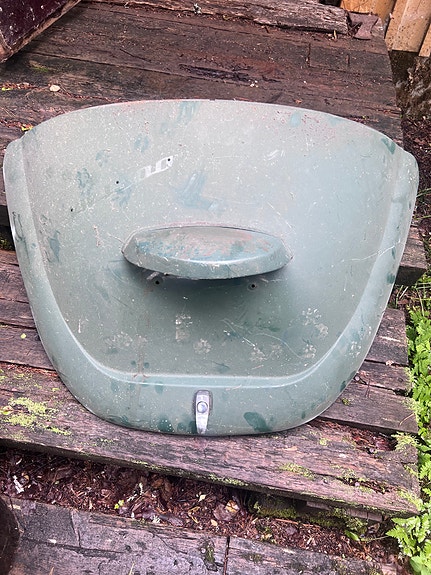 Vw 1300 kupla umpi-Moottoriluukku