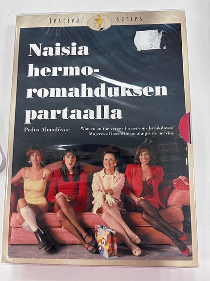 Naisia hermoromahduksen partaalla DVD-elokuva