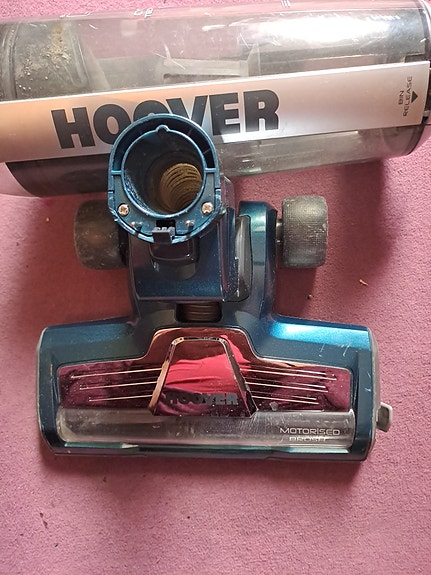 Hoover pölynimuri Cyclone Technology motorisoidulla harjalla