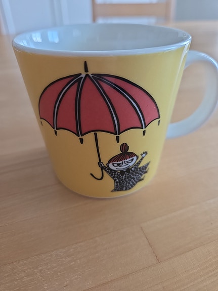 Muumi Pikku Myy muki keltainen