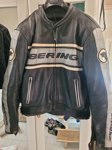 Bering ajotakki L