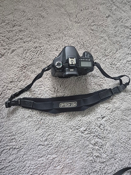 Canon EOS 40D kamerapaketti, 2 objektiivia, reppu ja jalusta