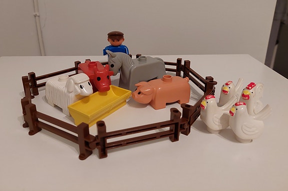 Lego Duplo maatilan elämiä