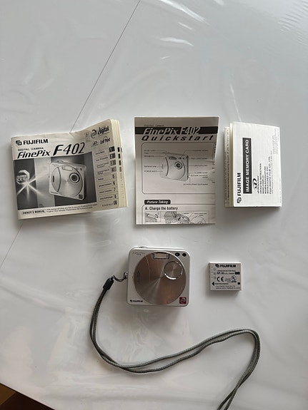 Fujifilm FinePix F402 digikamera