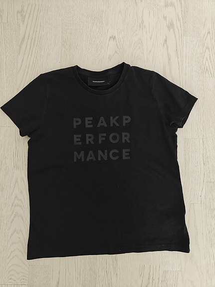 Peak Performance paita