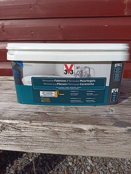 V33 kaakelimaali