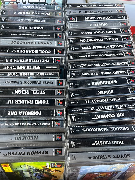 Playstation 1 pelejä
