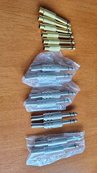 Liittimet 6,3 mm, RCA