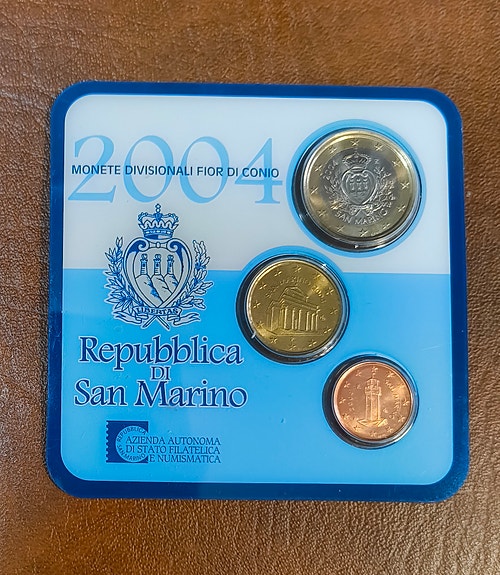 San Marino 2004 kolikkosarja 1 euro 10 snt 1 snt