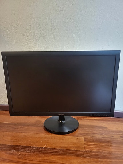 Näyttö Asus 24"