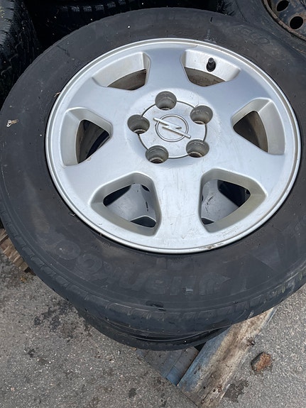 Alkuperäiset Opel 15" alumiinivanteet