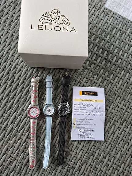 Leijona rannekellot