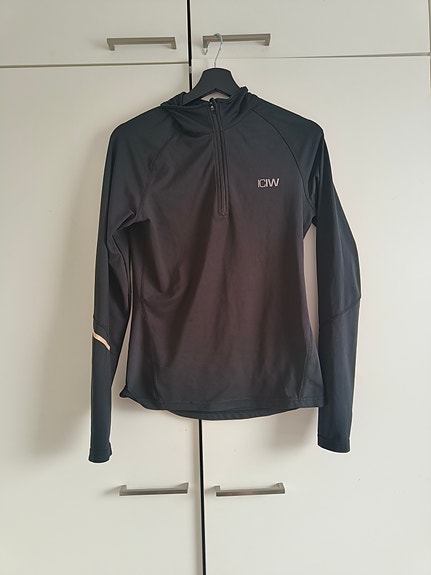 Iciw everyday seamlees Long sleeves 1/4 strupe zipper black verkkatakki M