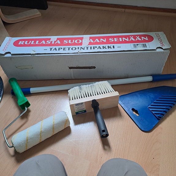 Tapetointi välineet