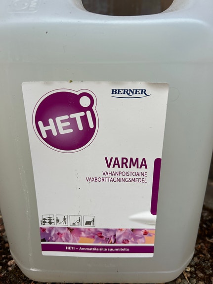 Kiilto Remo Green ja Berner Heti Varma vahanpoistoaineet