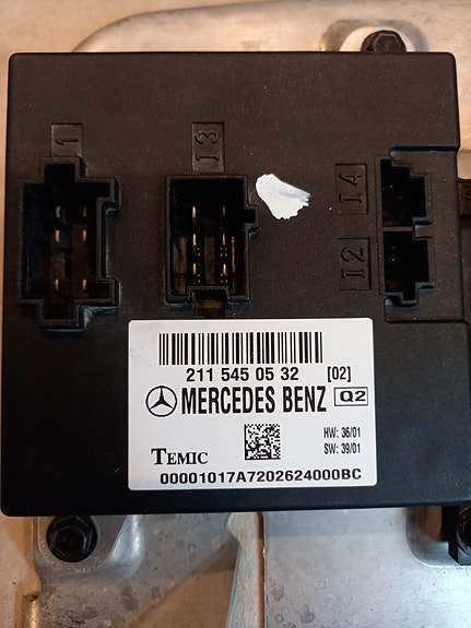 Mersun w211 e-sarjan SAM ohjausyksikkö