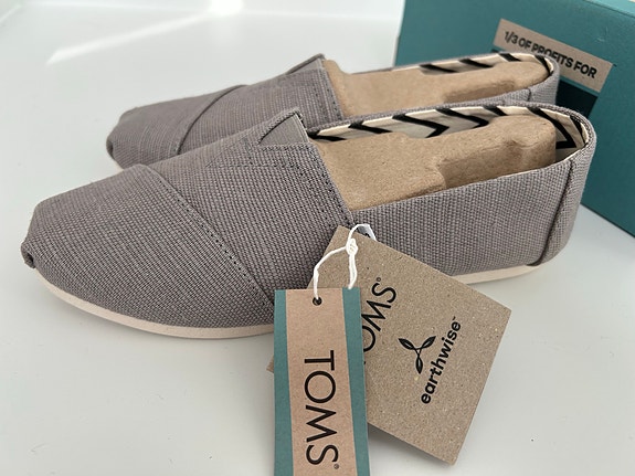 Uudet TOMS Alpargata-kengät