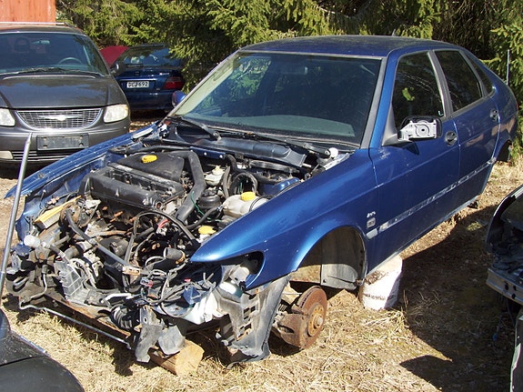 Saab 9-3 Aero varaosina