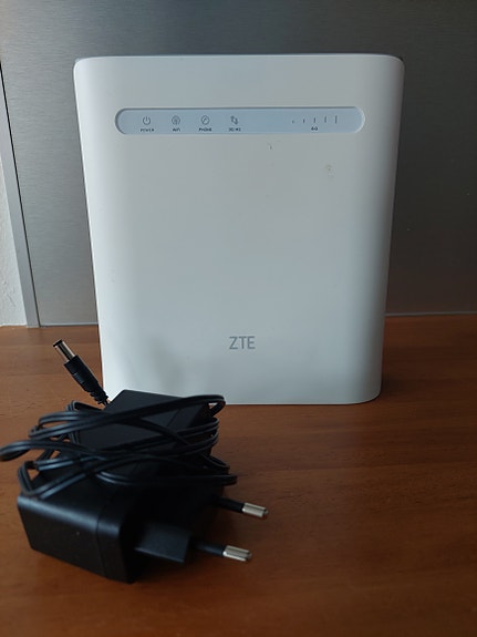 ZTE MF286R 4G langaton reititin