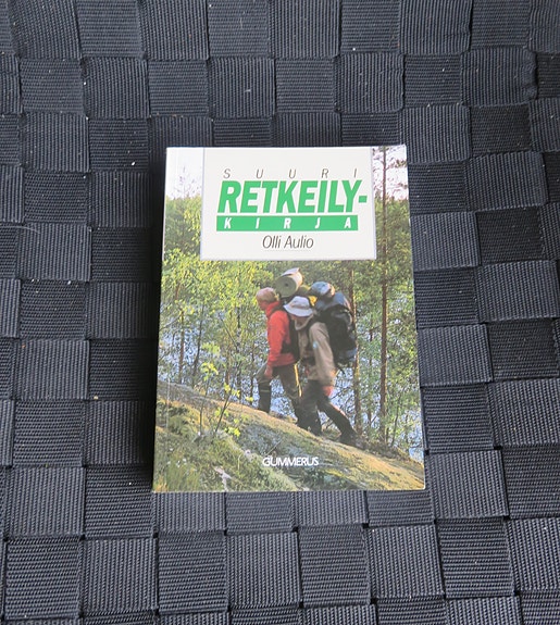 Suuri retkeilykirja Olli Aulio