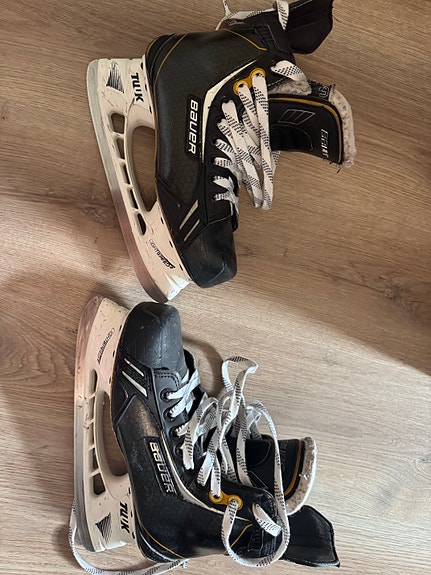 Bauer jääkiekkoluistimet koko 39 musta