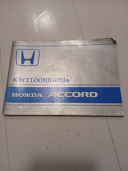 Honda Accord ohjekirja