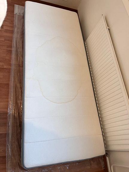IKEA sänky / runkopatja 80x200 valkoinen