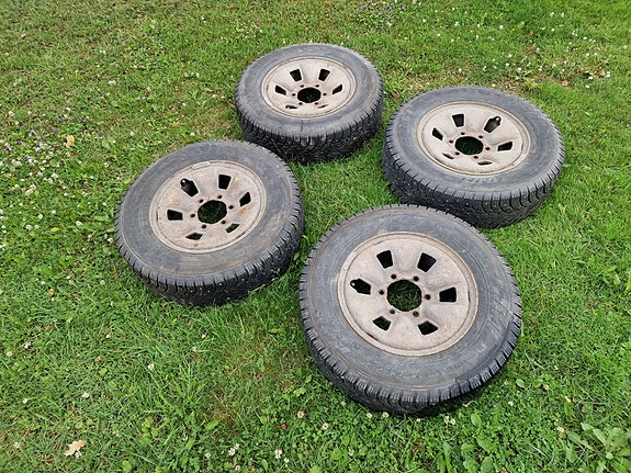 Nokian Tyres Hakkapeliitta C4 Nastarenkaat (4 kpl)